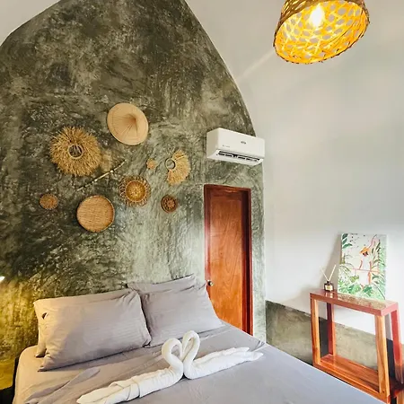 Maayong Hostel (Adults Only)-3
